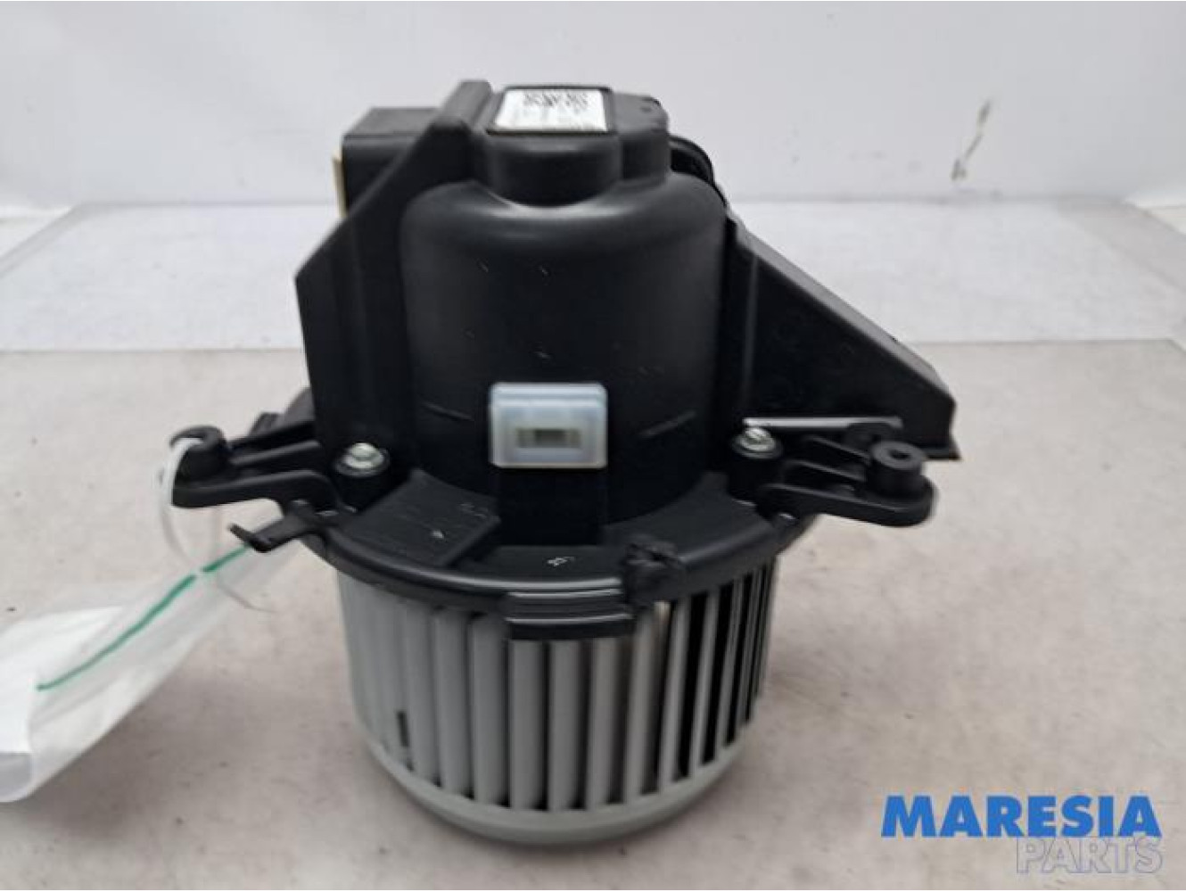 Peugeot - Partner - Heating and ventilation fan motor
