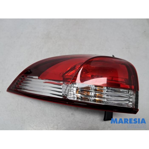 Renault - Clio - Achterlicht links