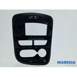 Renault - Clio - Cadre radio