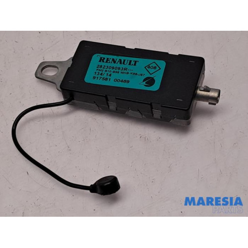 Renault - Clio - Antenna Amplifier