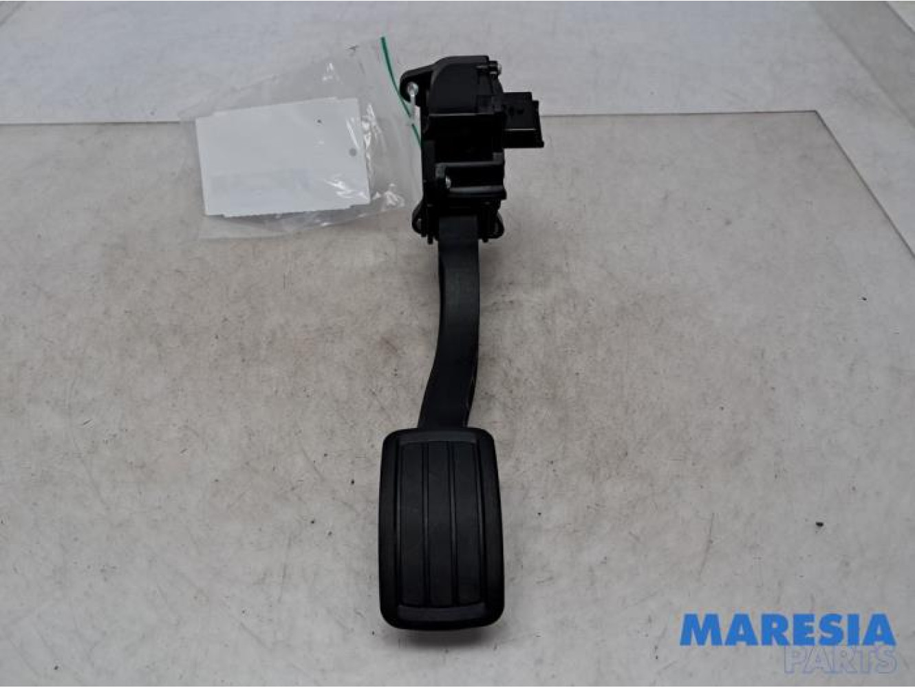 Opel - Combo - Gaspedal