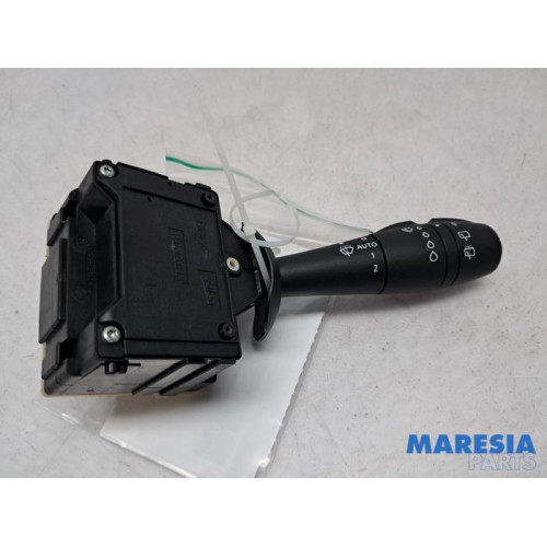 Renault - Clio - Wiper switch
