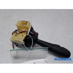 Renault - Clio - Commutateur feu clignotant
