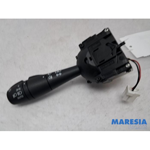 Renault - Clio - Indicator switch