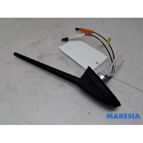 Opel - Combo - Antenne