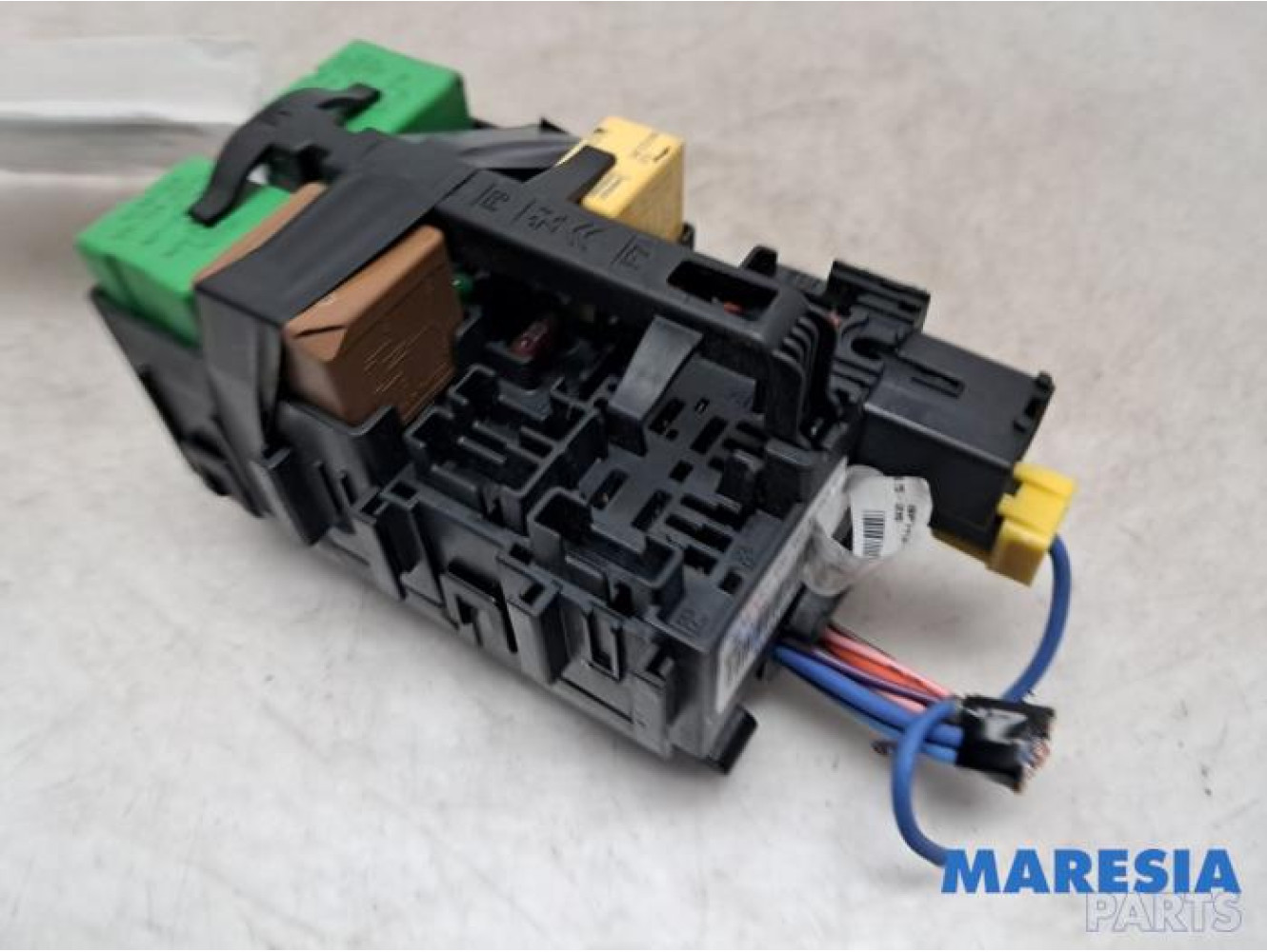Opel - Combo - Fuse box
