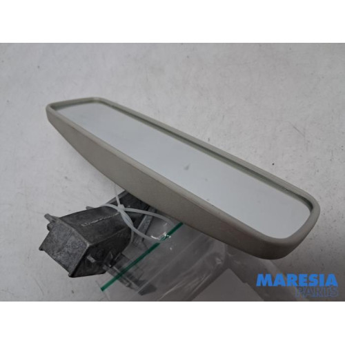 Renault - Clio - Rear view mirror