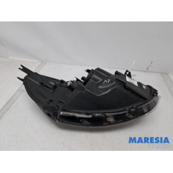 Renault - Clio - Headlight, left