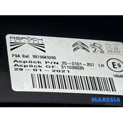 Opel - Combo - Achterlicht links