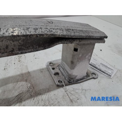Opel - Vivaro - Bumperframe achter