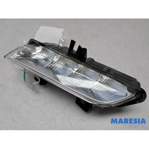Renault - Clio - Daytime running light, left