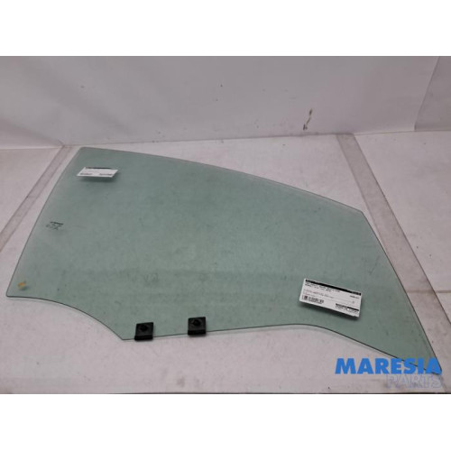 Renault - Clio - Door window 4-door, front right