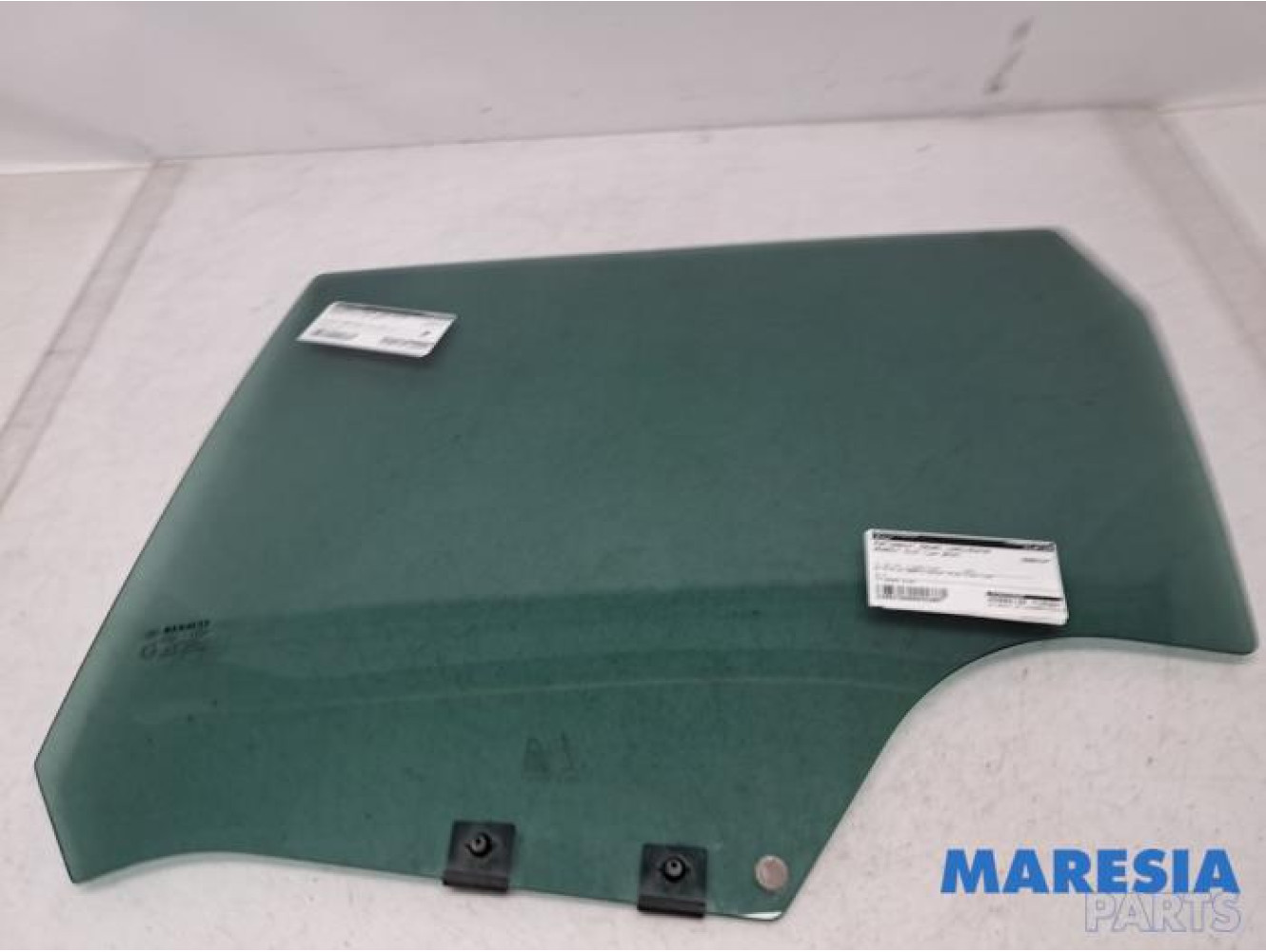 Renault - Clio - Portierruit 4Deurs links-achter