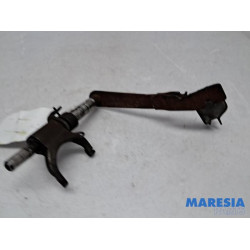 Peugeot - 107 - Yoke