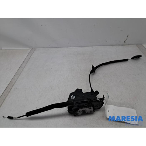 Renault - Clio - Rear door mechanism 4-door, right