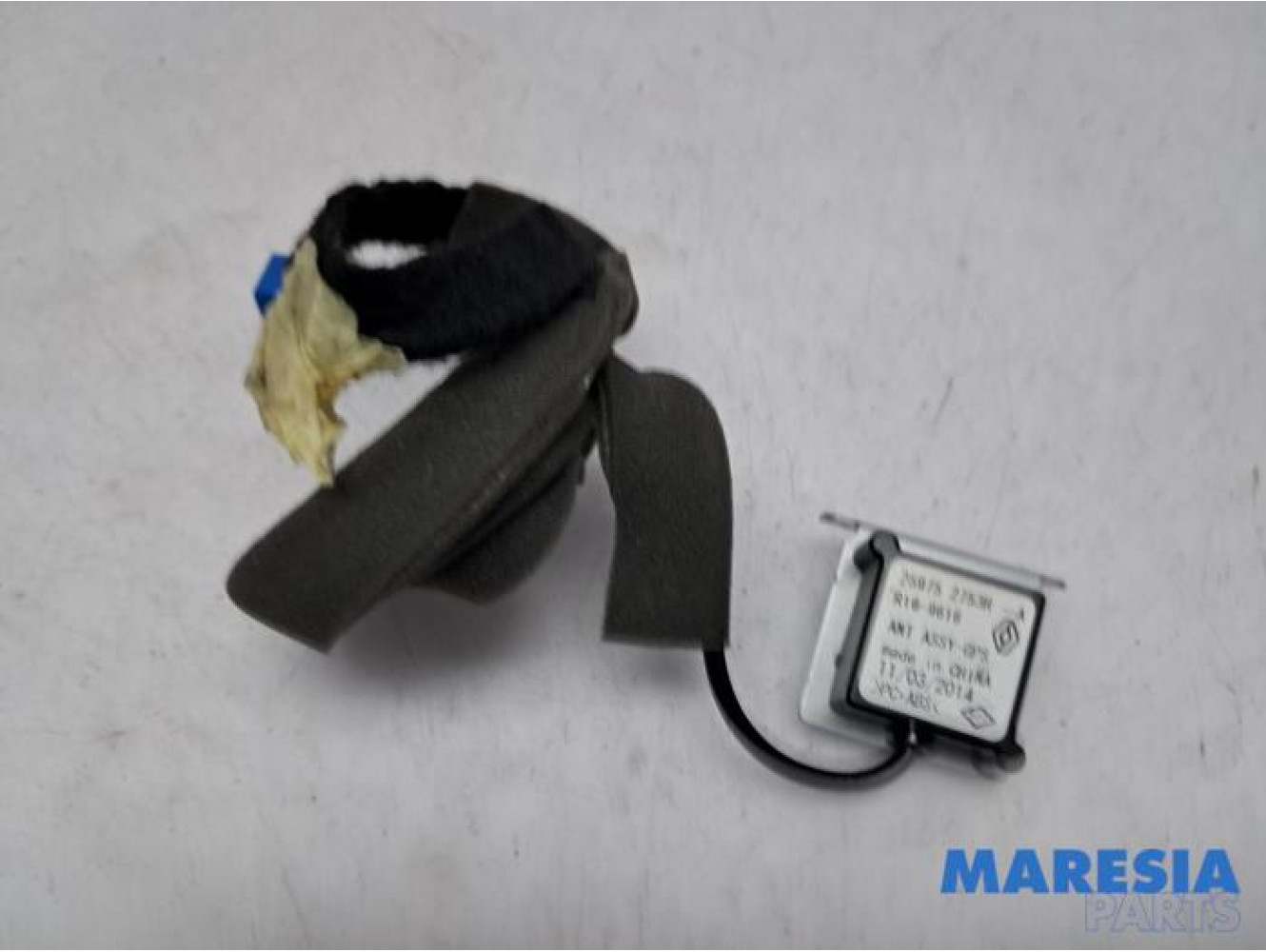 Renault - Clio - GPS Antenne