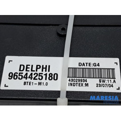 Peugeot - 307 - Ordinateur toit escamotable