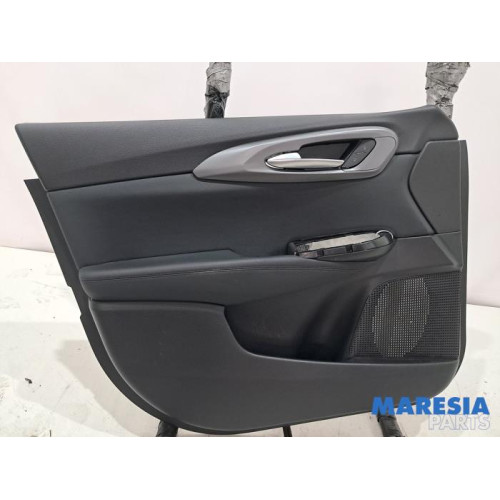 Alfa Romeo - Tonale - Portierbekleding 4Deurs links-voor