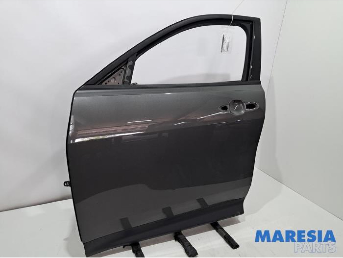 Alfa Romeo - Tonale - Door 4-door, front left