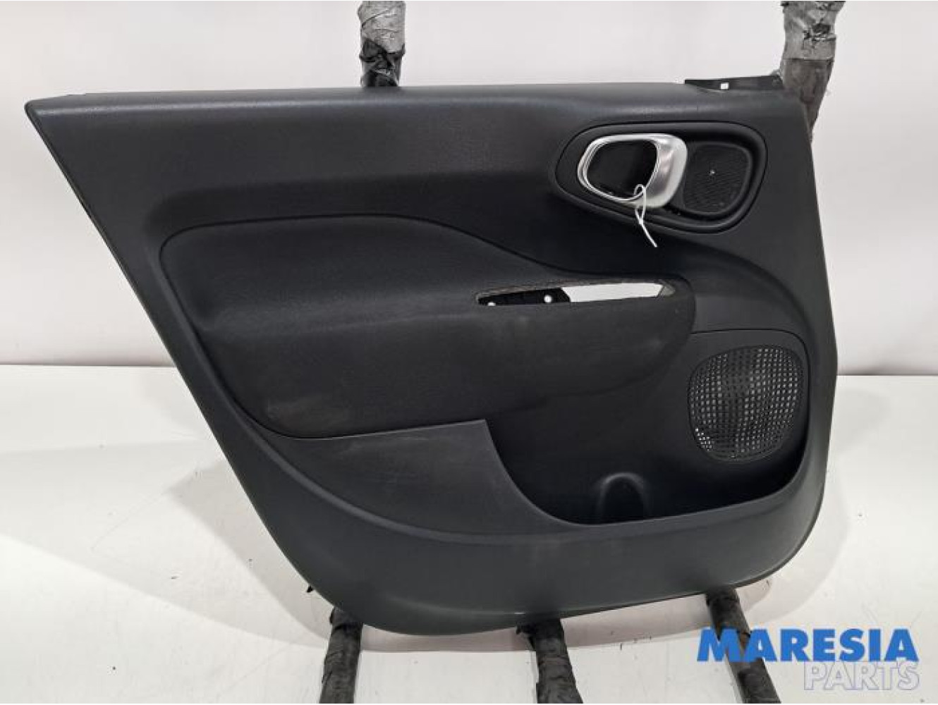 Fiat - 500L - Revêtement portière 4portes avant gauche