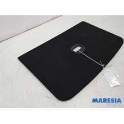 Fiat - 500L - Floor panel load area