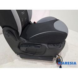 Fiat - 500L - Seat, right