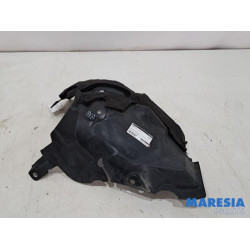 Renault - Clio - Wheel arch liner
