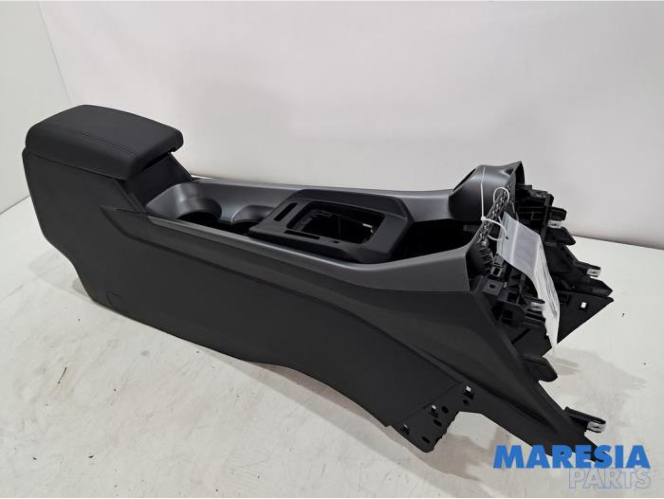 Alfa Romeo - Tonale - Console centrale