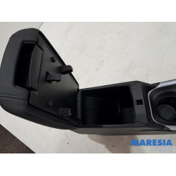 Alfa Romeo - Tonale - Console centrale