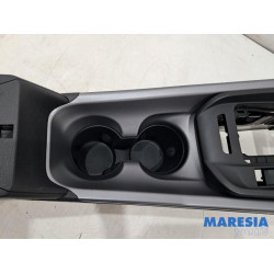 Alfa Romeo - Tonale - Console centrale