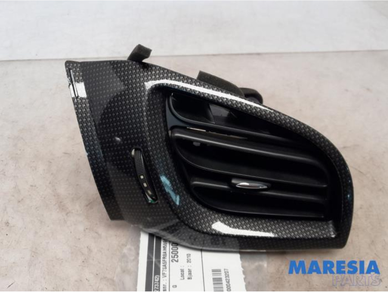 Citroen - DS3 - Dashboard vent