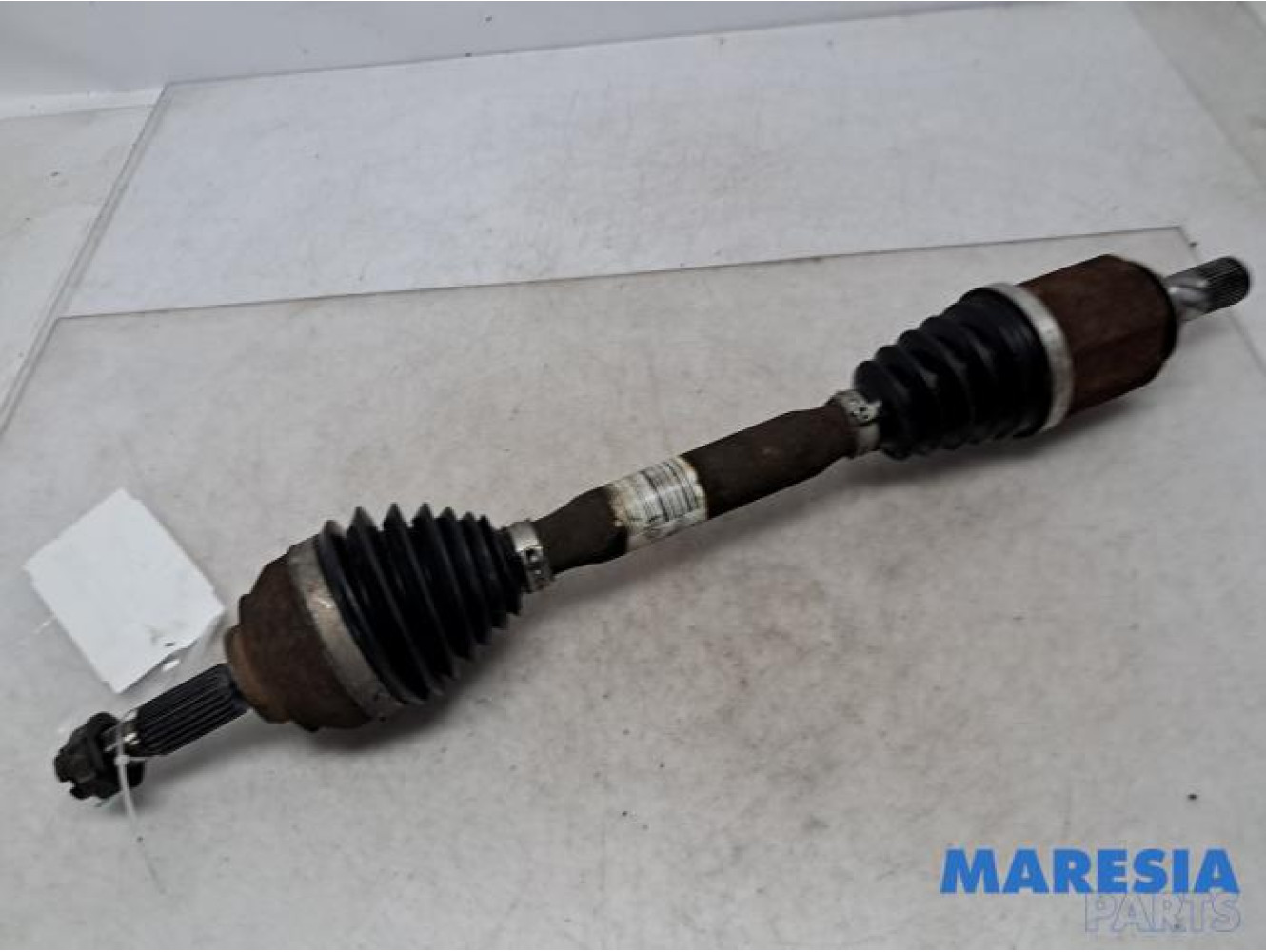 Renault - Clio - Antriebswelle links vorne