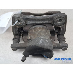 Renault - Clio - Front brake calliper, right
