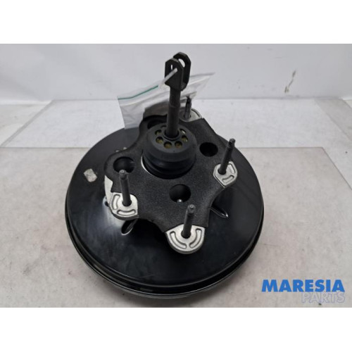 Renault - Clio - Brake servo