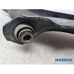 Renault - Clio - Front lower wishbone, left