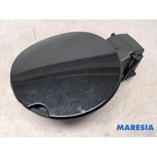 Renault - Clio - Tank cap cover