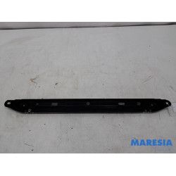 Citroen - Berlingo - Radiator bar