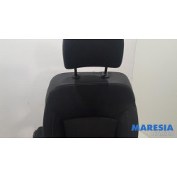 Renault - Trafic - Seat, left