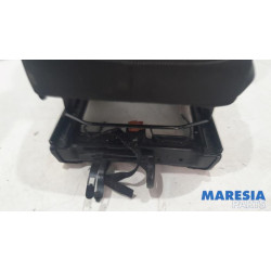 Renault - Trafic - Seat, left