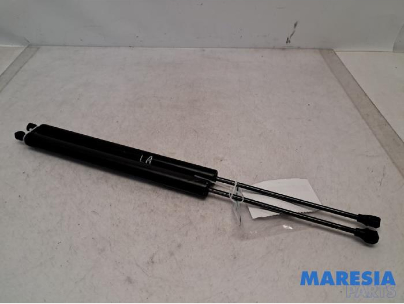 Citroen - Berlingo - Set Gasdempers Achterklep