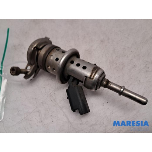 Opel - Vivaro - Adblue Injector