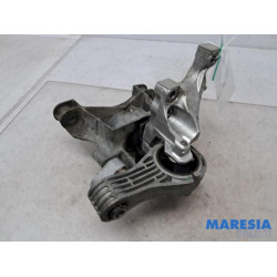 Citroen - Jumpy - Engine mount