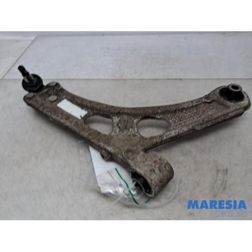 Opel - Combo - Bras de suspension bas avant droit