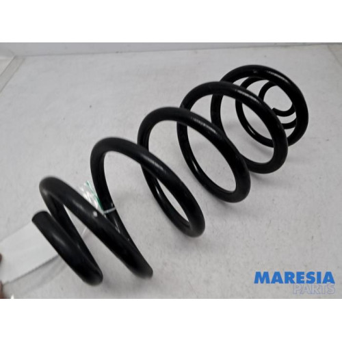 Opel - Vivaro - Rear coil spring