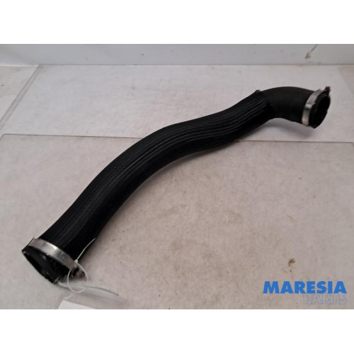 Opel - Vivaro - Intercooler hose