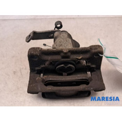 Opel - Vivaro - Remklauw (Tang) links-achter