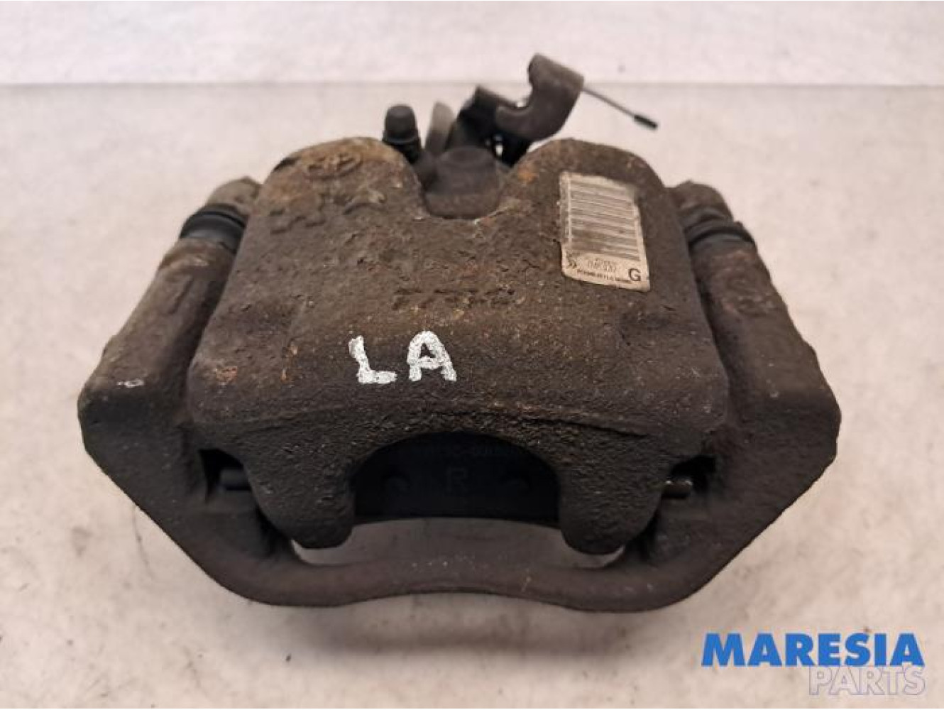 Opel - Vivaro - Remklauw (Tang) links-achter