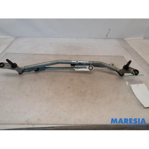 Opel - Vivaro - Wiper mechanism