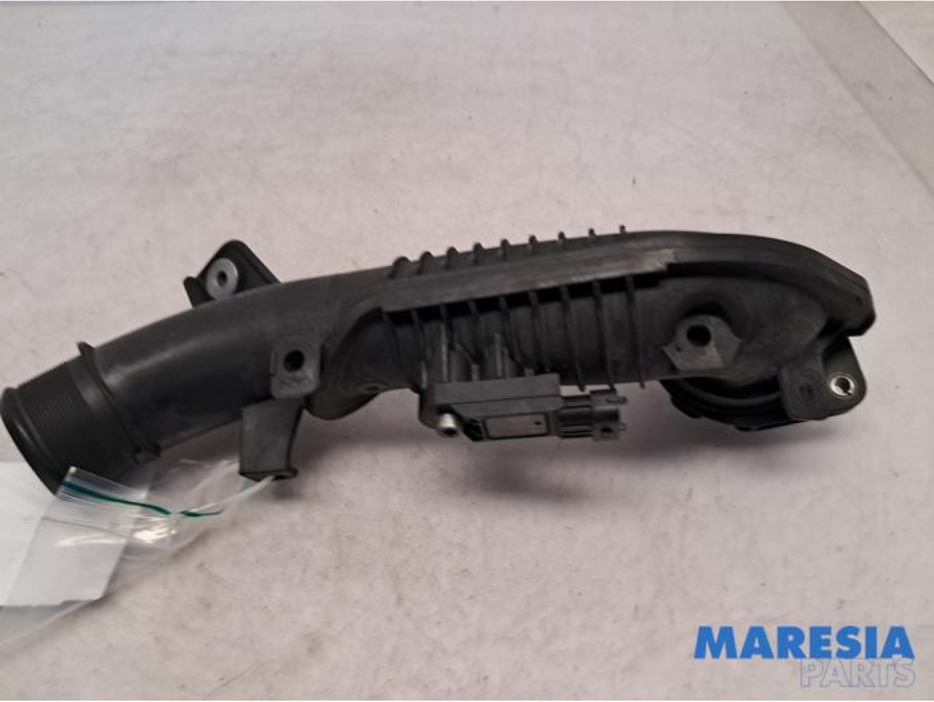Fiat - 500L - Air intake hose