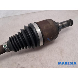 Fiat - 500L - Front drive shaft, left